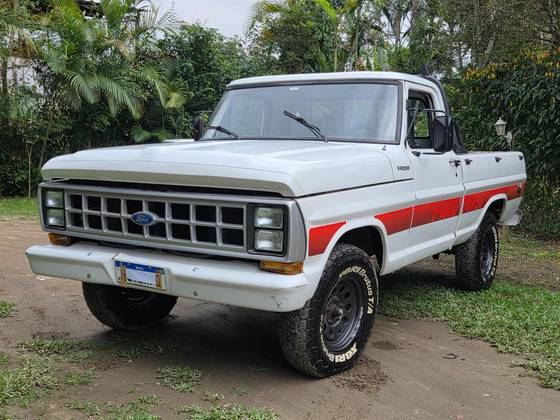 FORD F-1000 3.9 SUPER SÉRIE CS 8V DIESEL 2P MANUAL FORD F-1000 3.9 SUPER SÉRIE CS 8V DIESEL 2P MANUAL